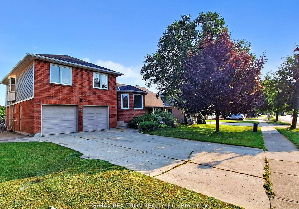 187-crossland-gate-newmarket-ontario-n13454792