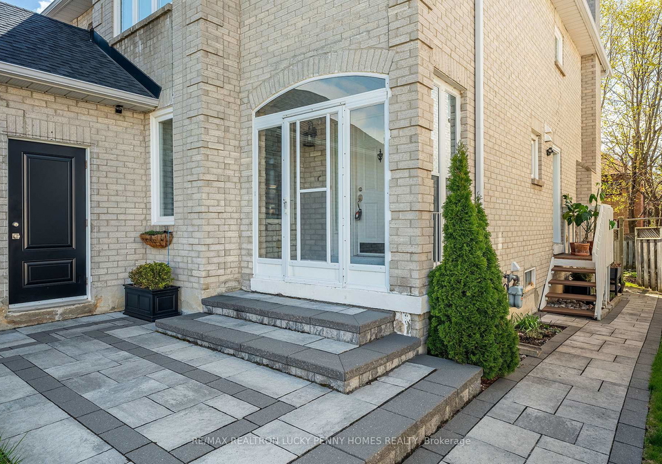 141-tomlinson-circle-markham-ontario-n13455298