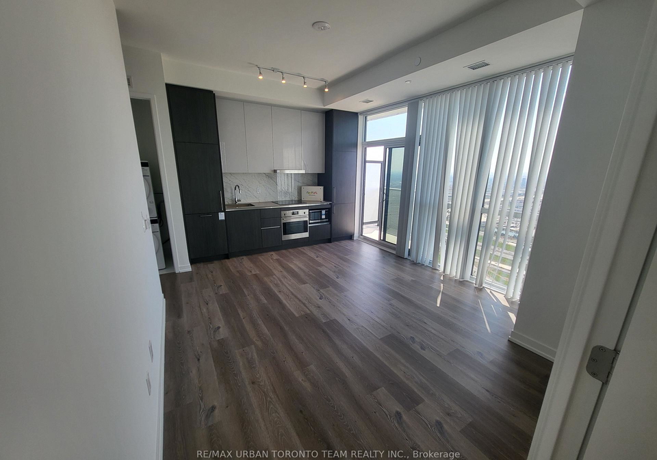 225-commerce-street-vaughan-ontario-n13455348