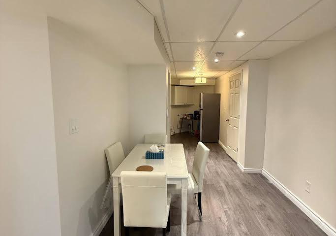 458-hewitt-circle-newmarket-ontario-n13455818