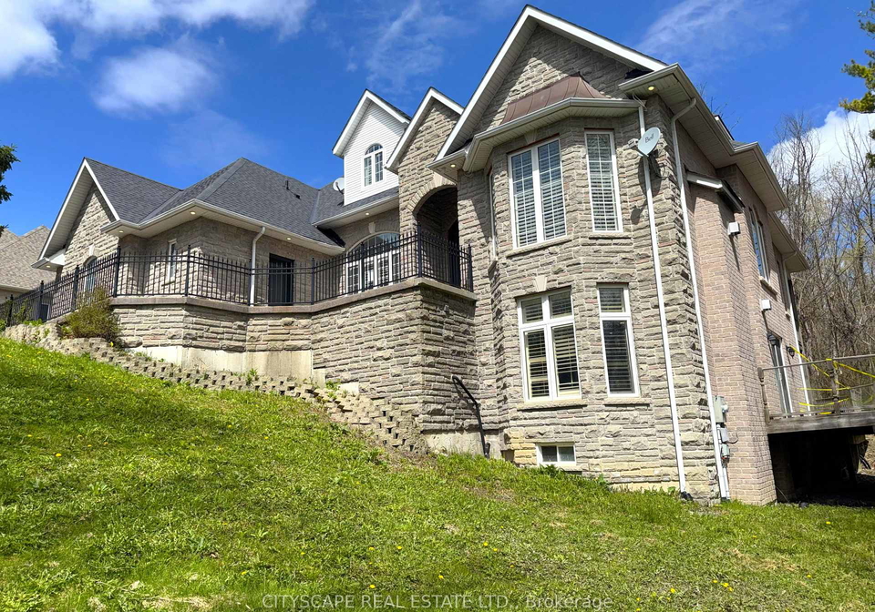369-coventry-hill-trail-newmarket-ontario-n13456058