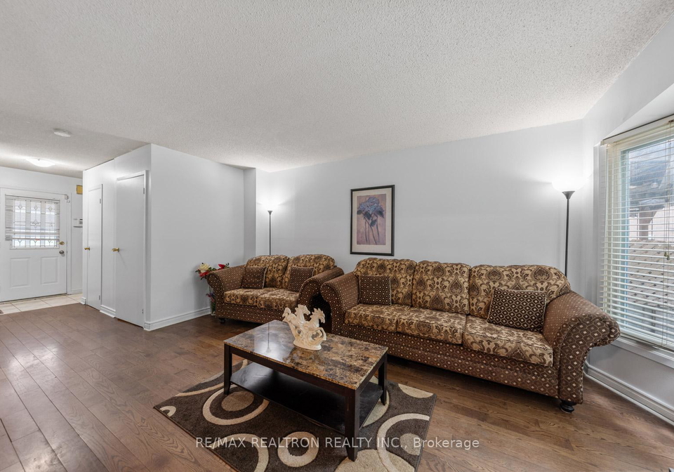 4-sunshine-drive-richmond-hill-ontario-n13456108