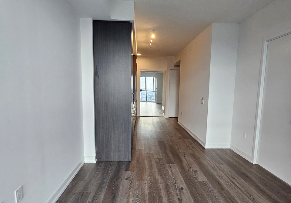 225-commerce-street-vaughan-ontario-n13456468