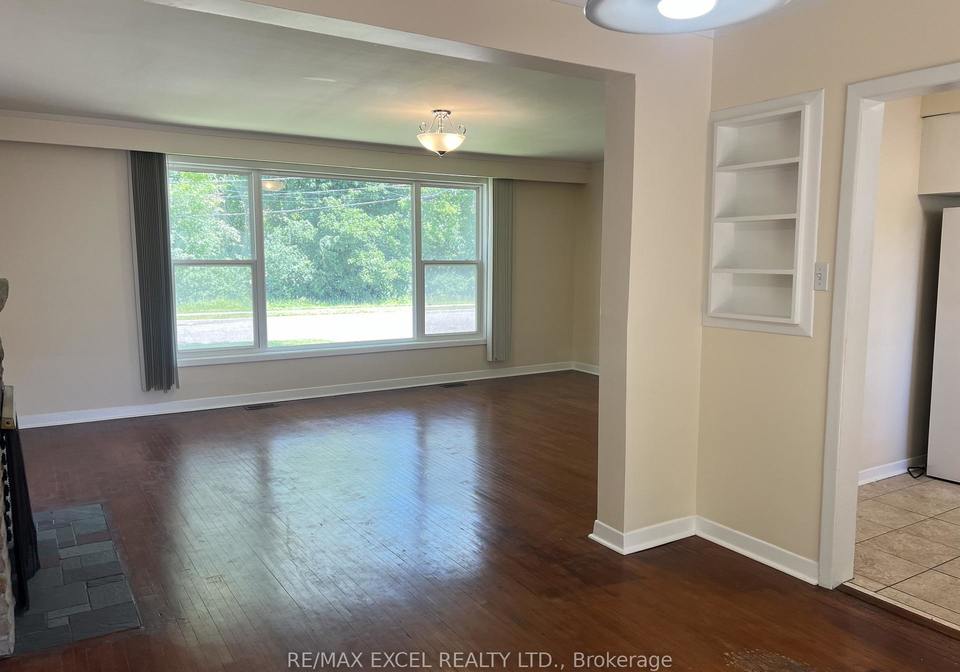 36-hall-street-richmond-hill-ontario-n13456720