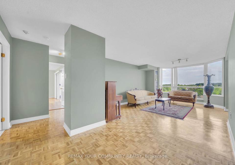 175-cedar-avenue-richmond-hill-ontario-n13457054