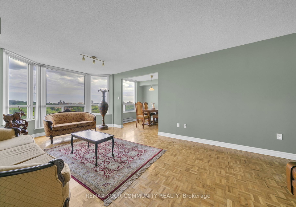 175-cedar-avenue-richmond-hill-ontario-n13457054