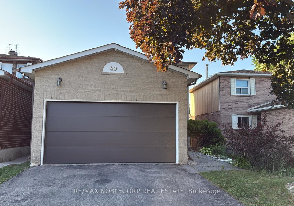 40-gray-crescent-richmond-hill-ontario-n13457164