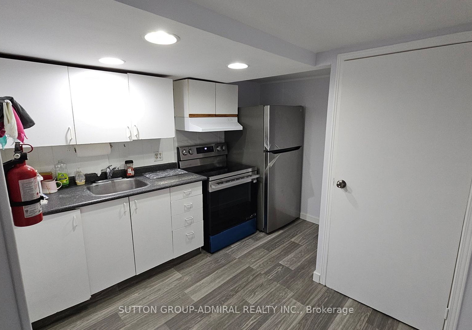 58-marlin-court-newmarket-ontario-n13457170