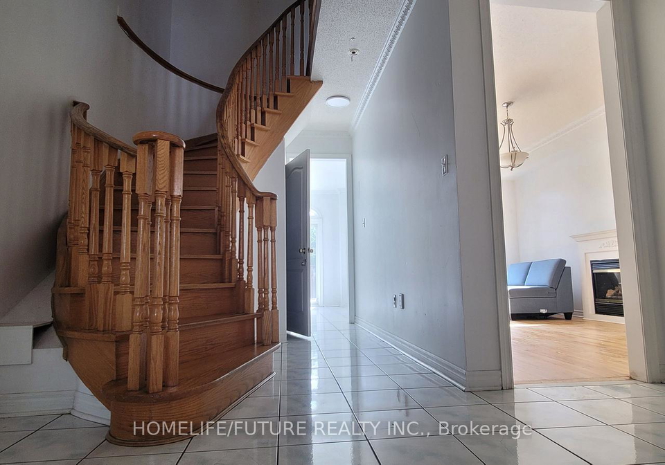 24-hoake-road-markham-ontario-n13457528
