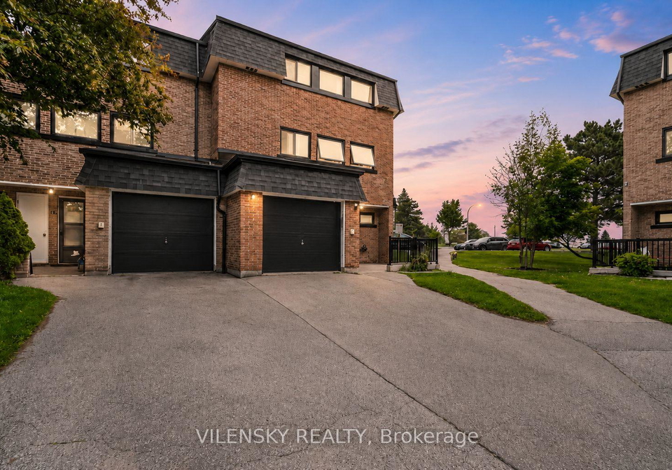 14-poplar-crescent-aurora-ontario-n13457828
