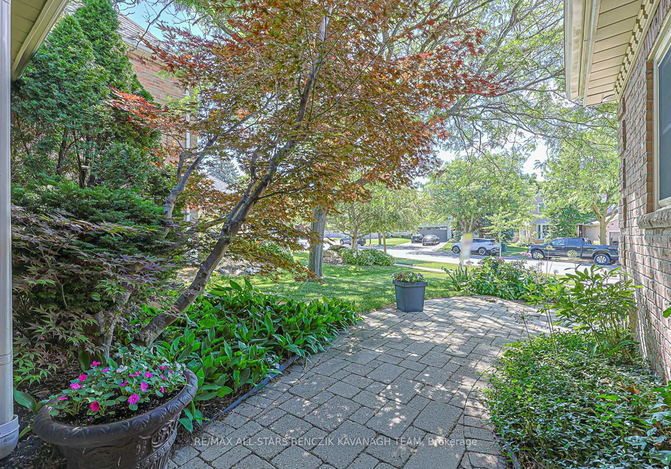 116-longwater-chase-markham-ontario-n13457834