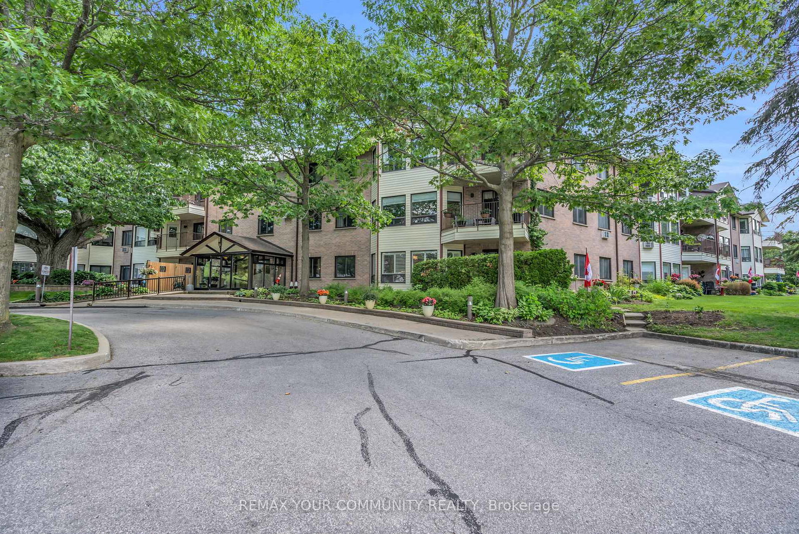 111-grew-boulevard-georgina-ontario-n13458296