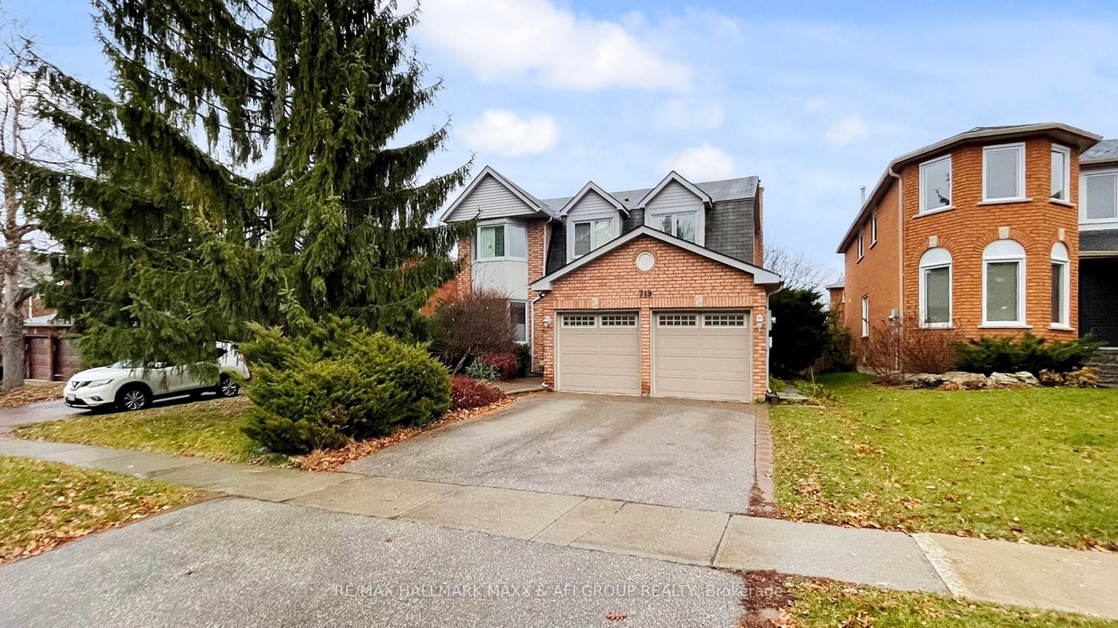 719-shanahan-boulevard-newmarket-ontario-n13458464