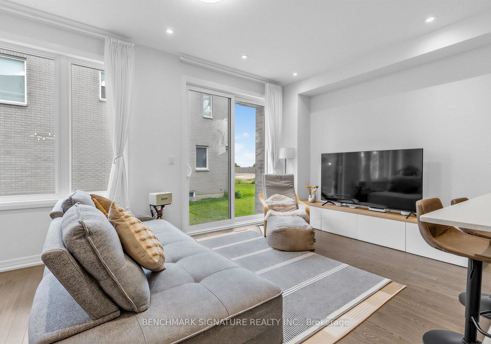163-tempel-street-richmond-hill-ontario-n13459334