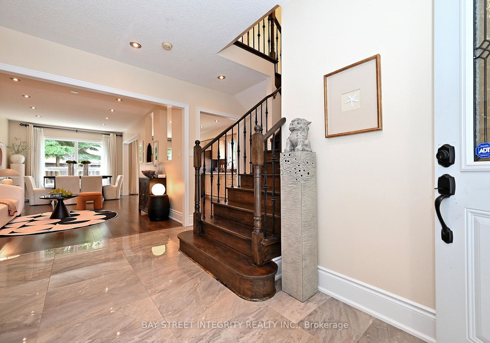 95-alpine-crescent-richmond-hill-ontario-n13459460