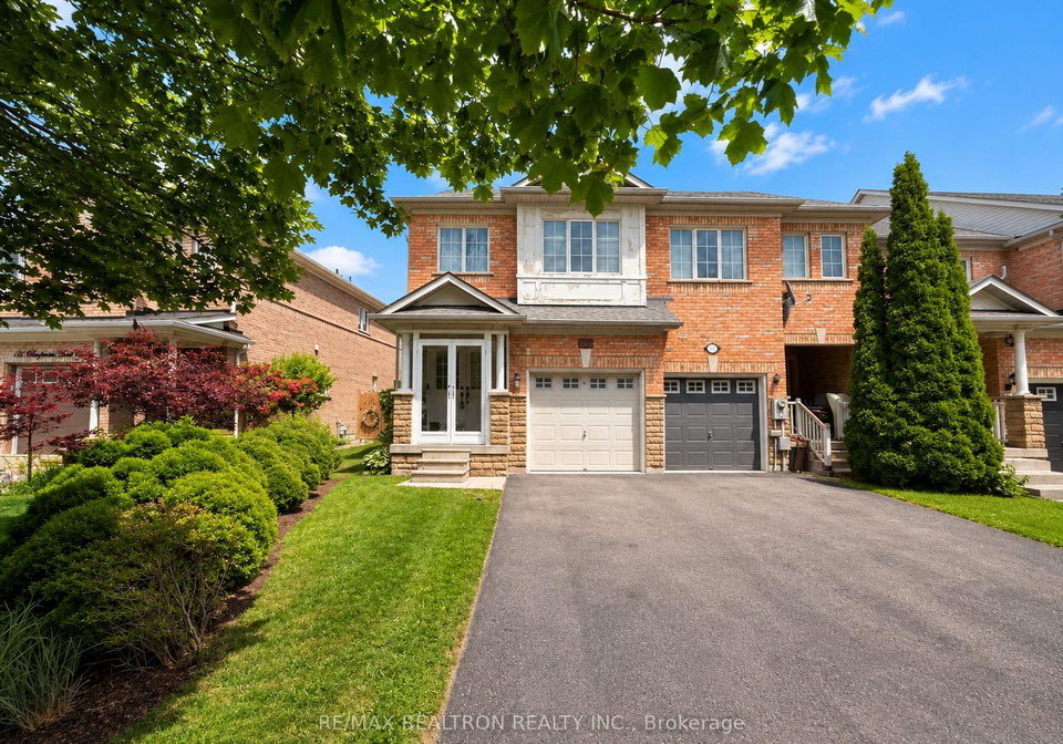122-benjamin-hood-crescent-vaughan-ontario-n13459654