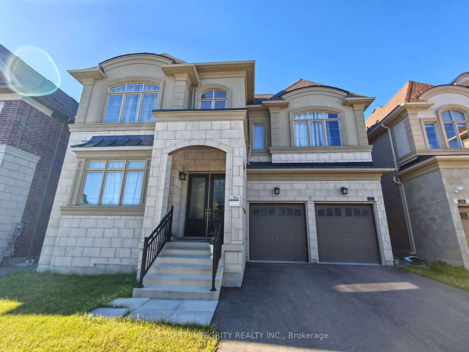 211-hillsview-drive-richmond-hill-ontario-n13459676