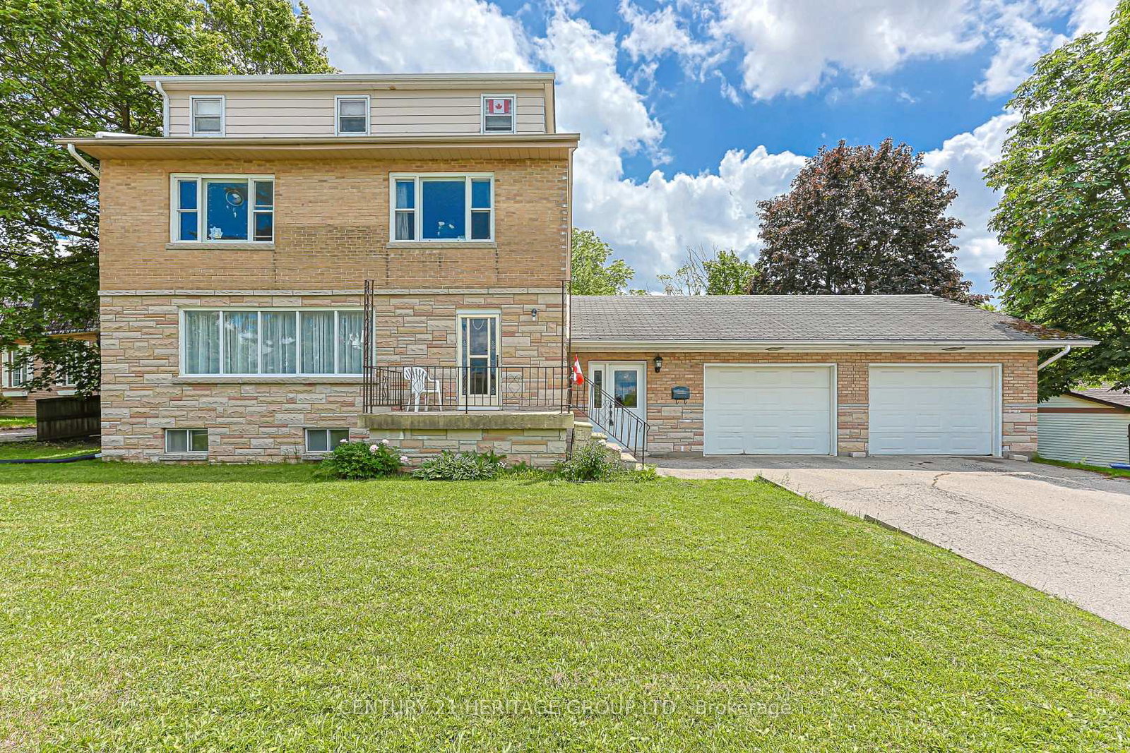 1036-jacarandah-drive-newmarket-ontario-n13459726