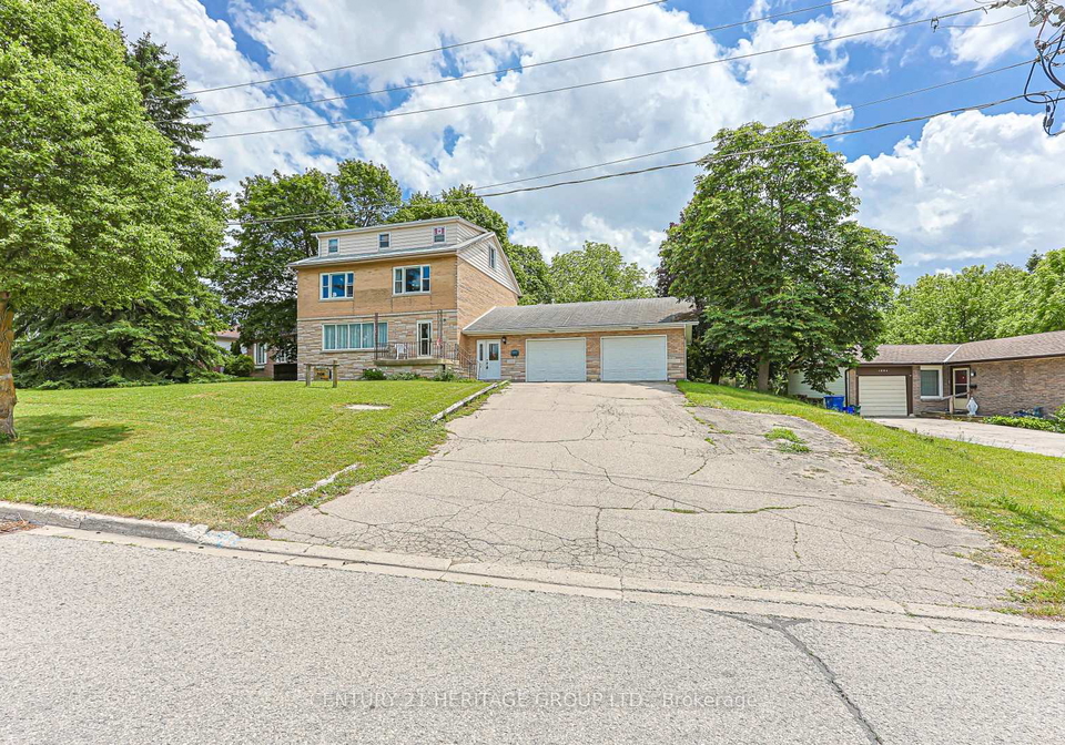 1036-jacarandah-drive-newmarket-ontario-n13459726