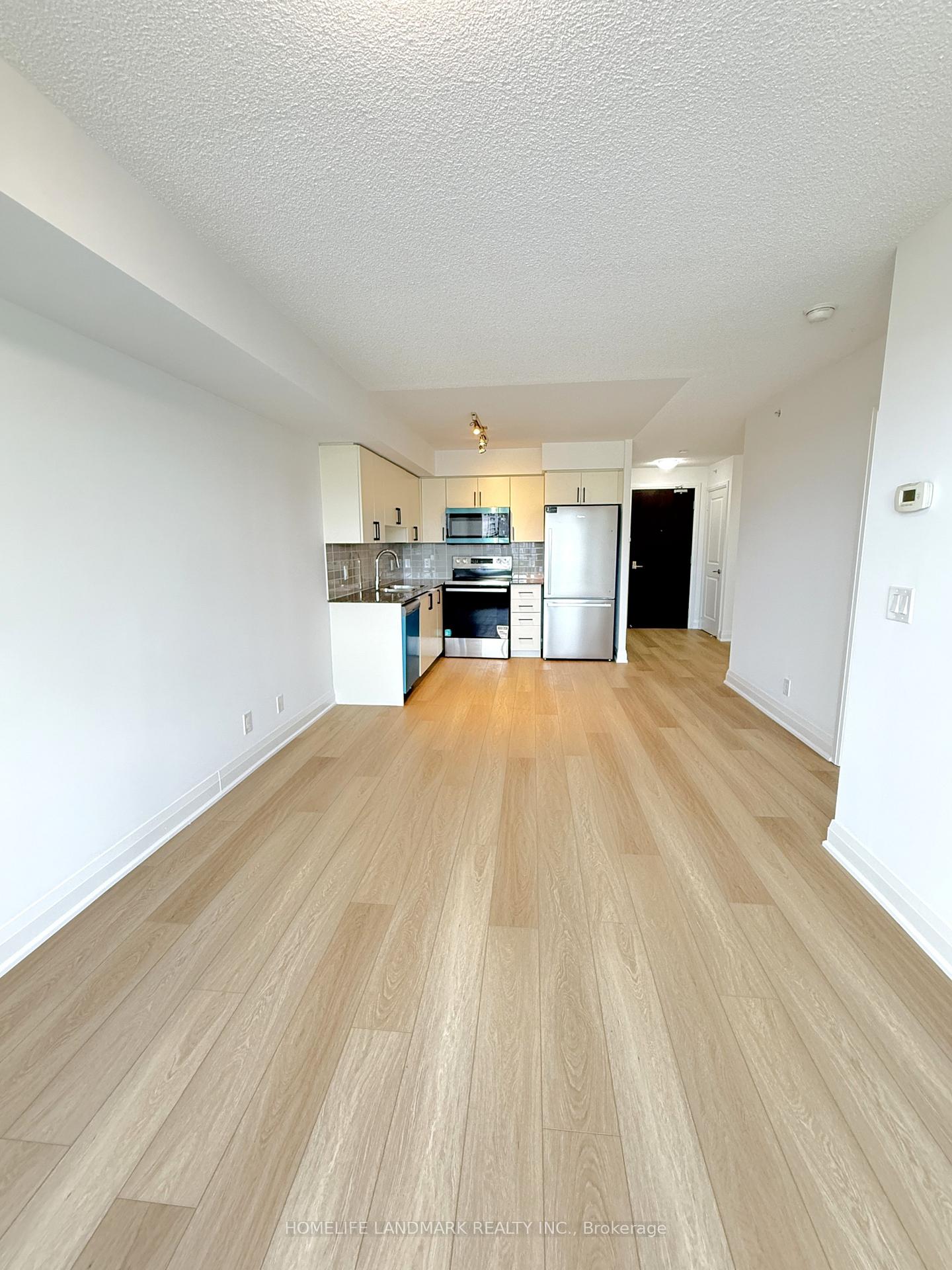 372-highway-7-road-e-richmond-hill-ontario-n13459782