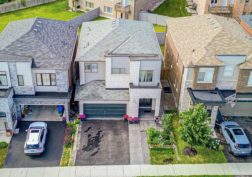74-tango-crescent-newmarket-ontario-n13459926