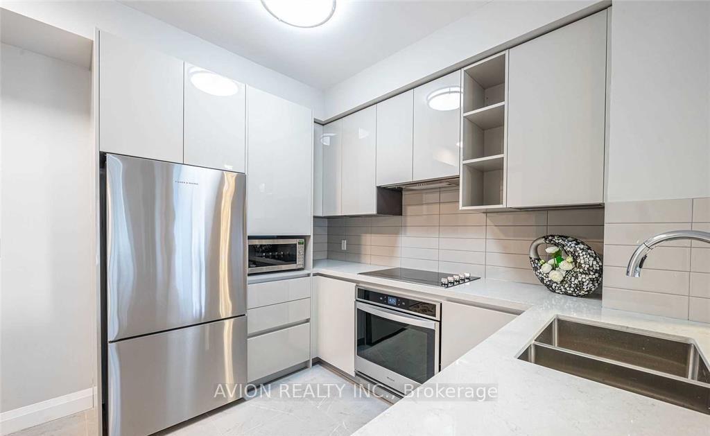 398-highway-7-street-e-richmond-hill-ontario-n13460350