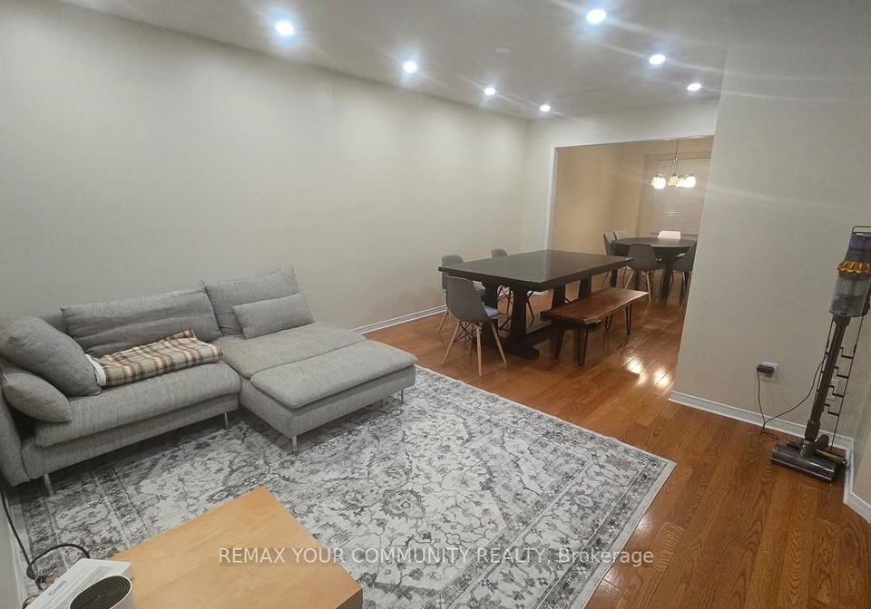 741-caradonna-crescent-newmarket-ontario-n13460354
