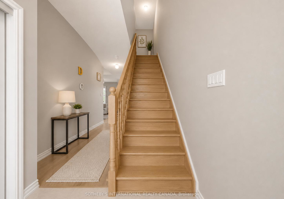71-daniele-crescent-bradford-west-gwillimbury-ontario-n13460526