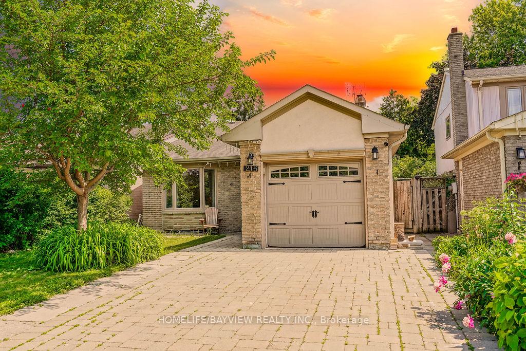 215-weldrick-road-w-richmond-hill-ontario-n13460652