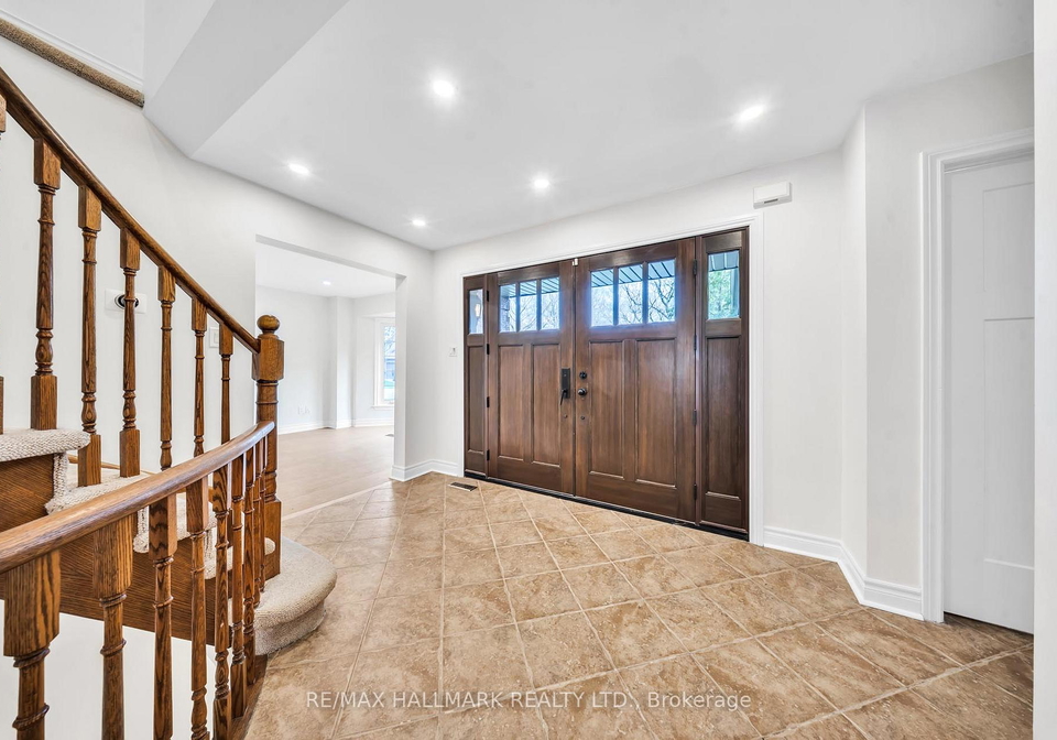 29-petch-crescent-aurora-ontario-n13461170