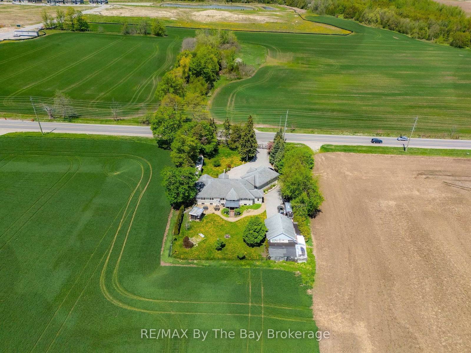 2569-lockhart-road-innisfil-ontario-n13462146