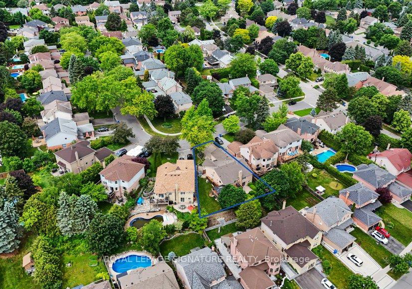 9-beatty-crescent-aurora-ontario-n13462320