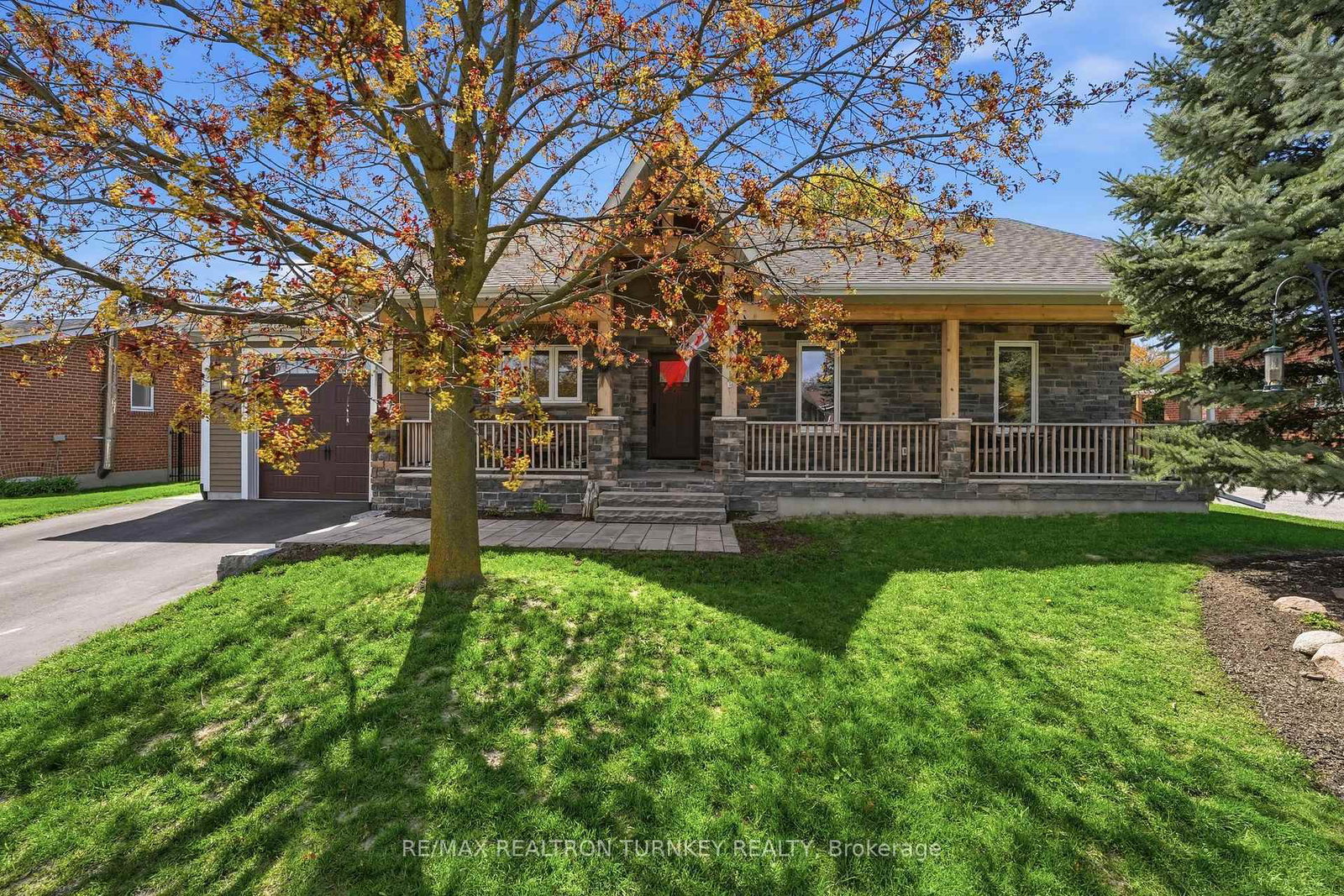 178-parkview-crescent-newmarket-ontario-n13462630