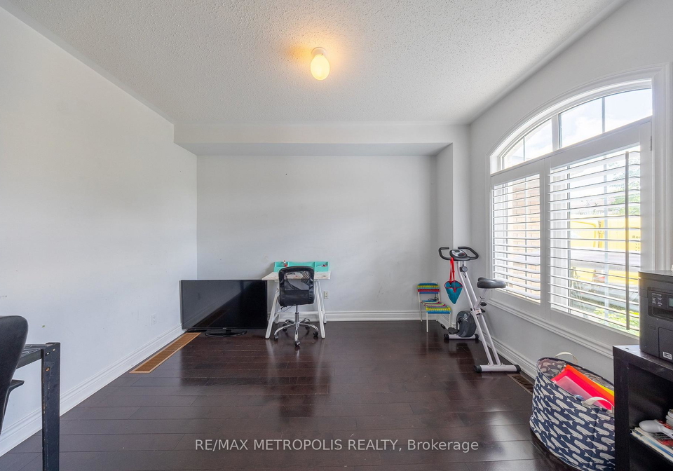 36-michaelis-street-new-tecumseth-ontario-n13463972