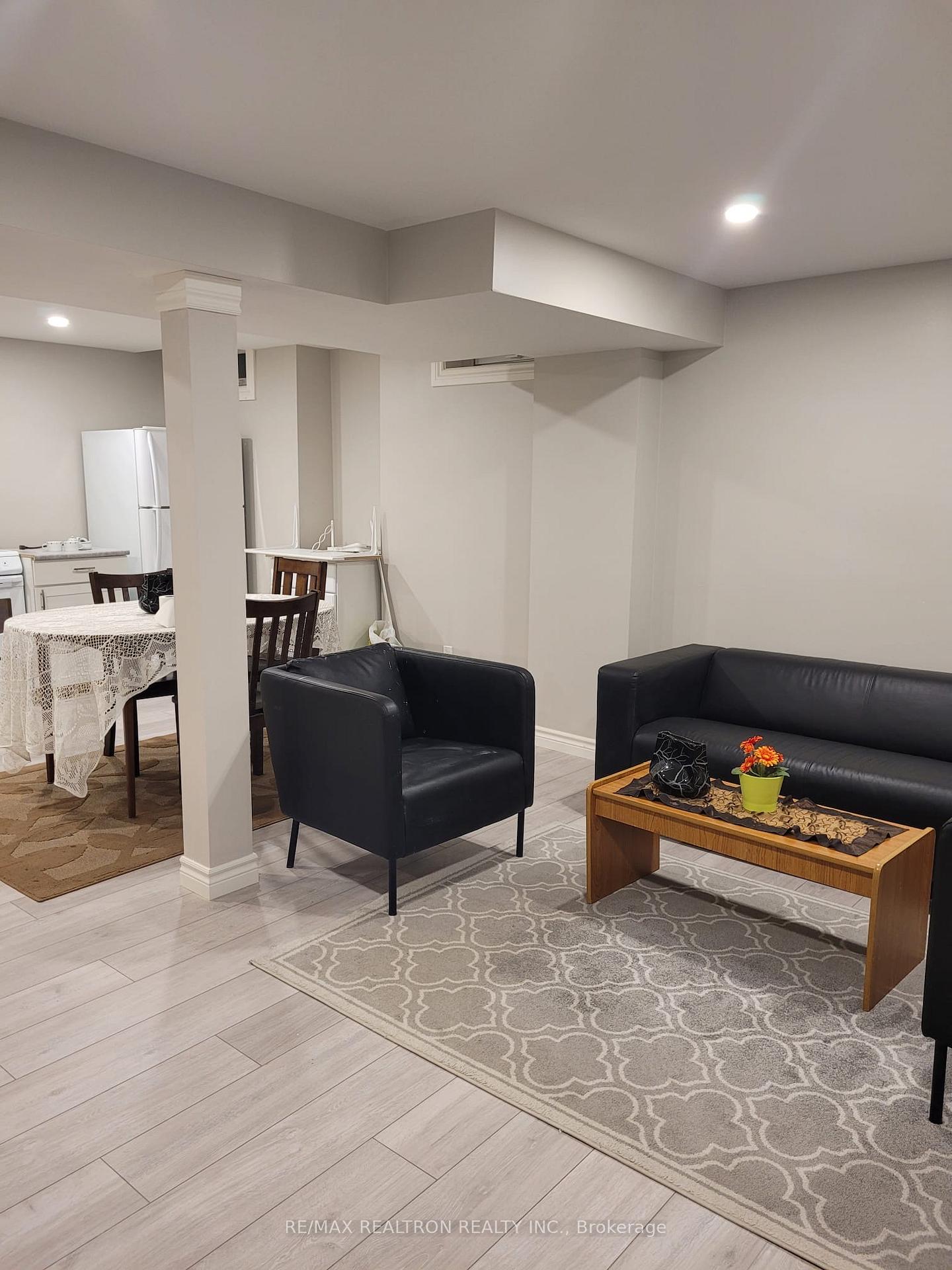 7-billingham-heights-aurora-ontario-n13464888