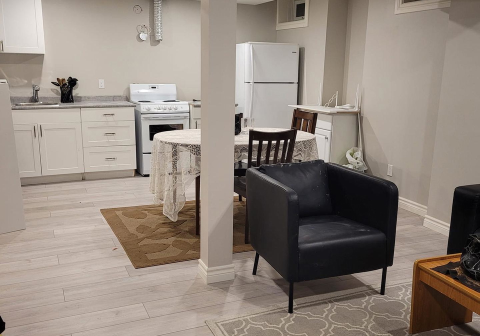 7-billingham-heights-aurora-ontario-n13464888
