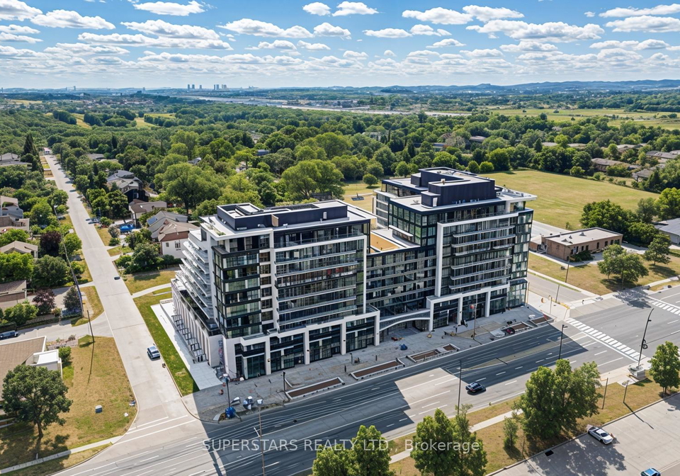 8188-yonge-street-vaughan-ontario-n13465500