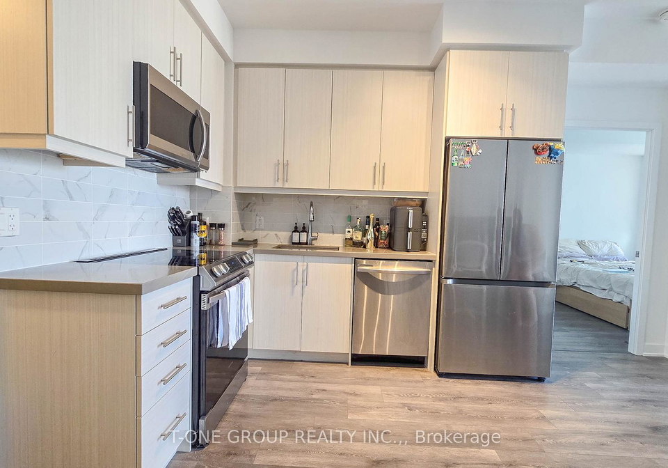 95-oneida-crescent-richmond-hill-ontario-n13465980