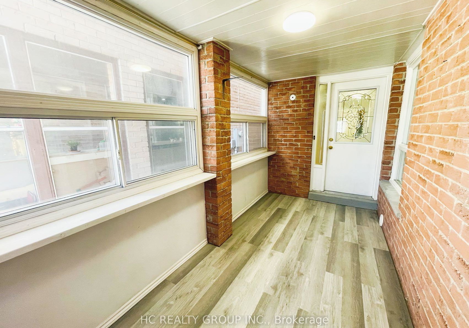 37-page-crescent-markham-ontario-n13466768