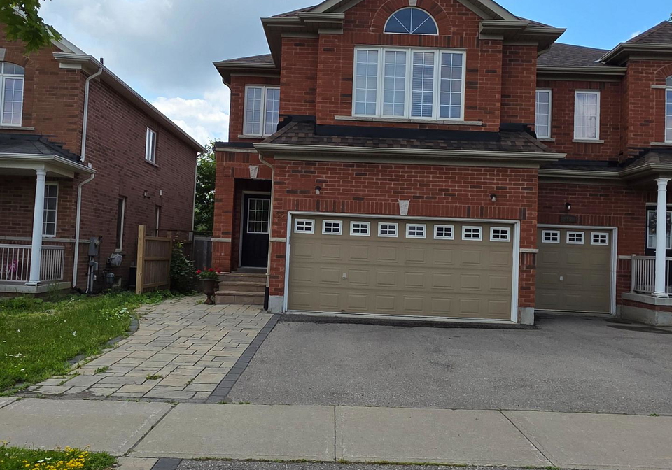 33-aikenhead-avenue-richmond-hill-ontario-n13467378