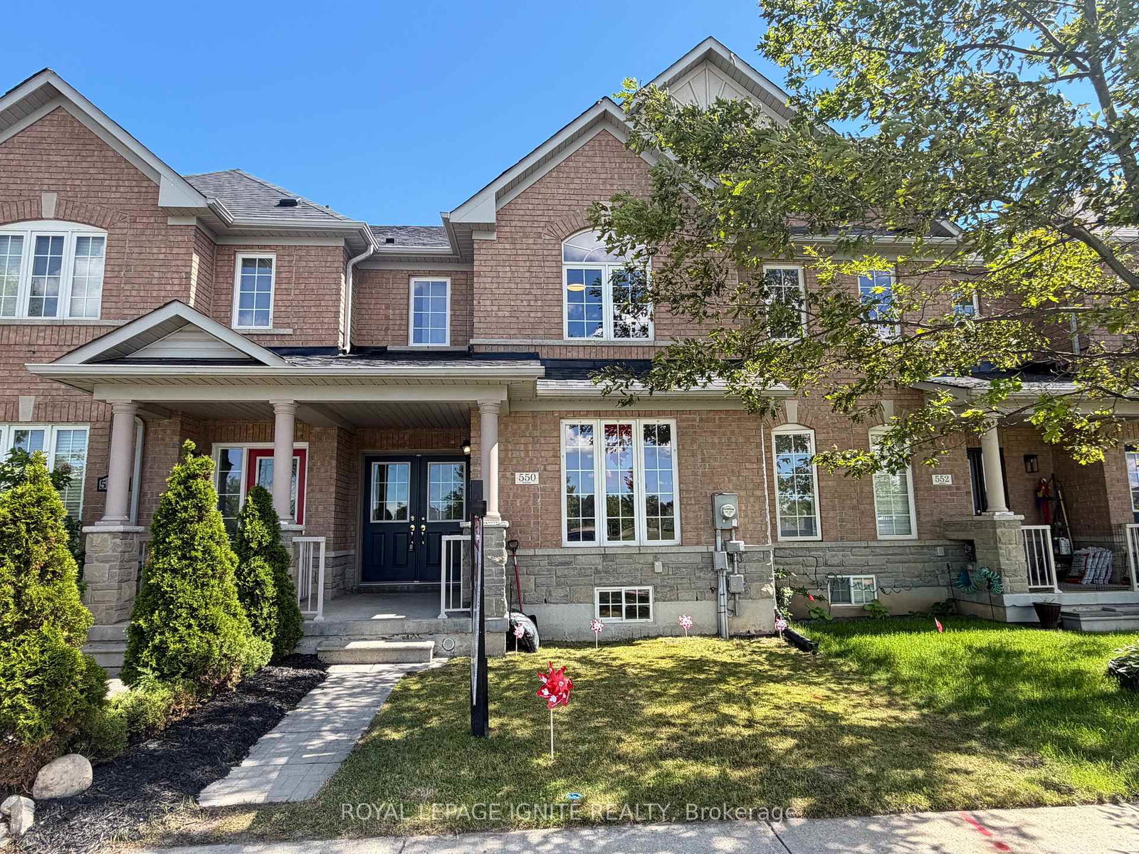 550-hoover-park-drive-whitchurch-stouffville-ontario-n13467786