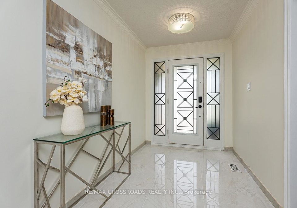 16-heisey-drive-markham-ontario-n13467968