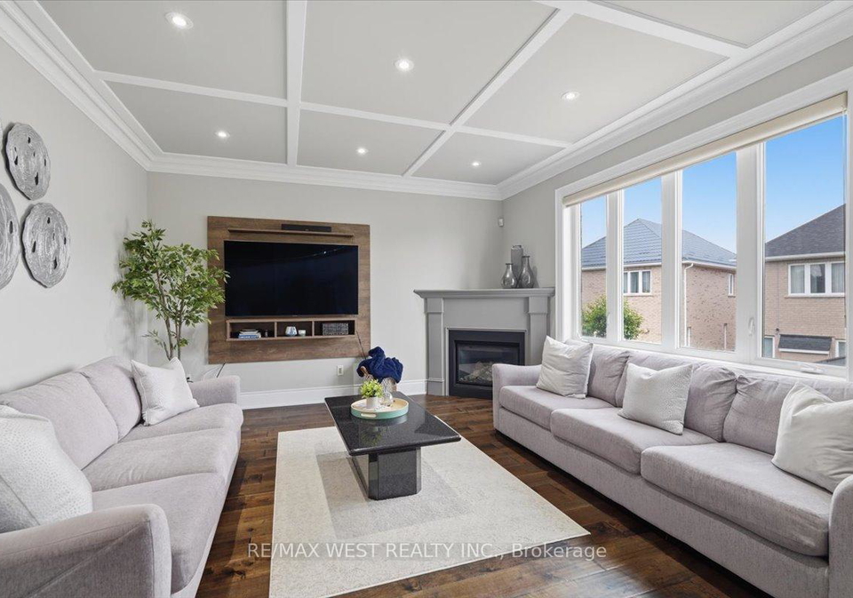 36-danpatrick-drive-richmond-hill-ontario-n13468348