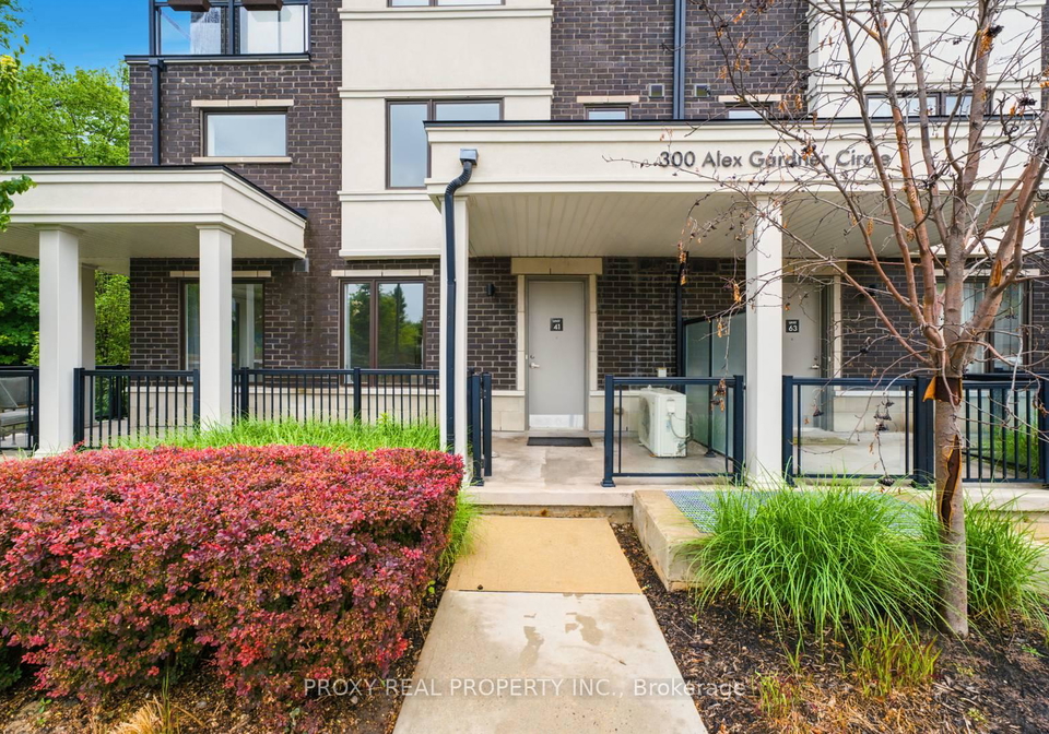 300-alex-gardner-circle-aurora-ontario-n13468422