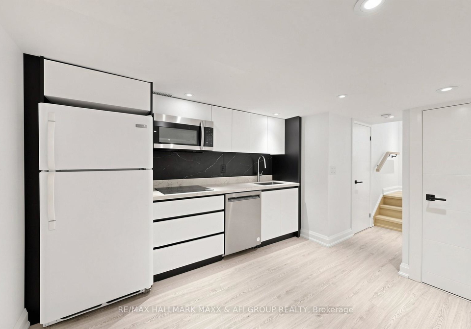 103-ruggles-avenue-richmond-hill-ontario-n13468852