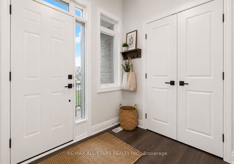 18-alan-williams-trail-uxbridge-ontario-n13468868