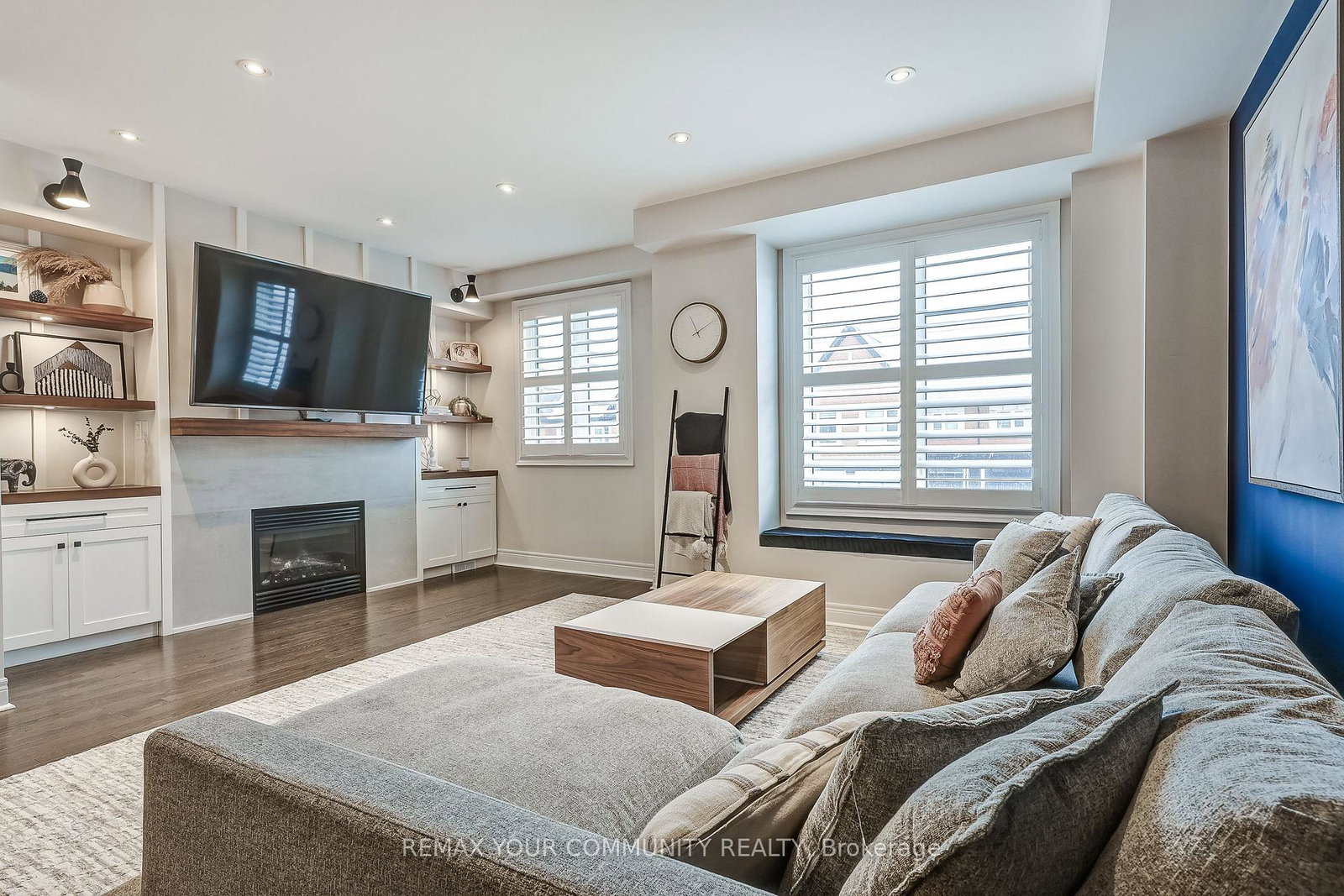 22-lowther-avenue-richmond-hill-ontario-n13469022