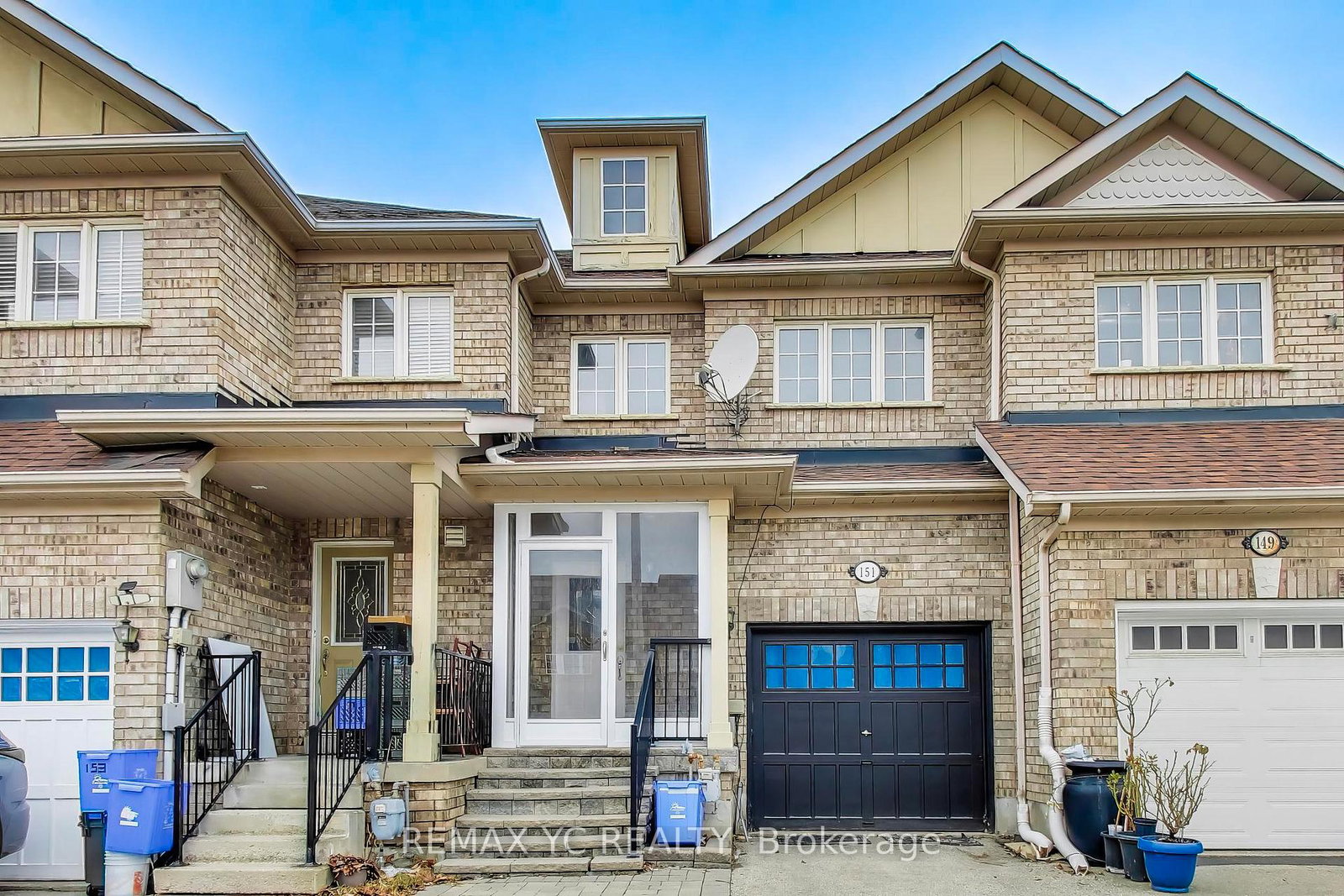 151-amulet-crescent-richmond-hill-ontario-n13469074