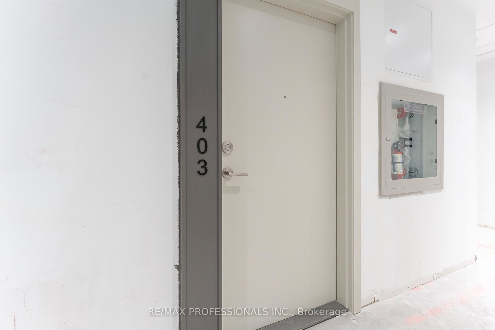 10-flavelle-trail-vaughan-ontario-n13469208