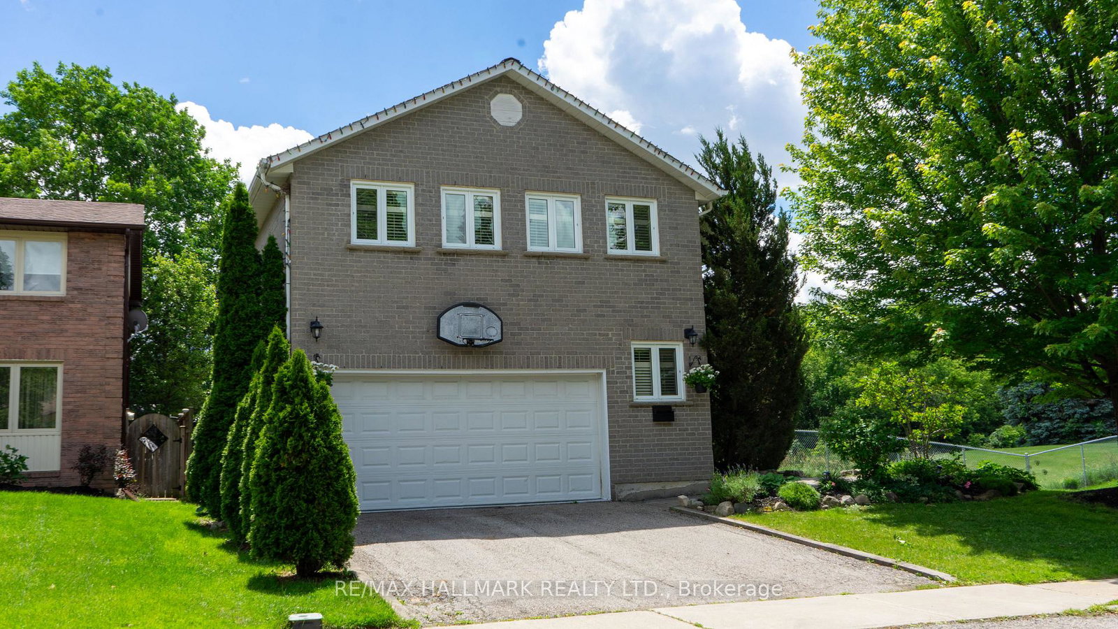 145-old-surrey-lane-richmond-hill-ontario-n13469658
